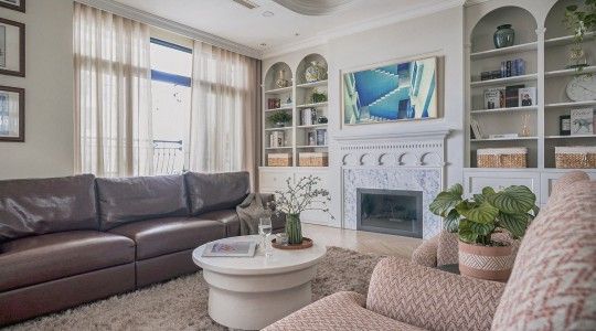 Tư vấn 7 màu sơn phòng khách đẹp và sang trọng nhất 2025