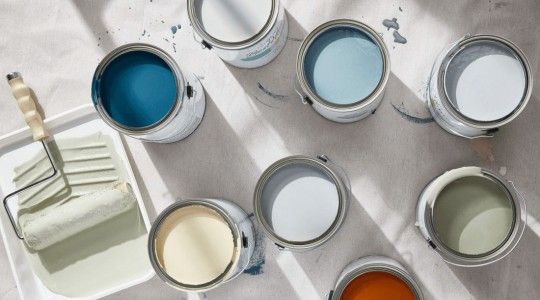 Sơn bóng là gì? Ưu điểm của sử dụng sơn bóng nội thất trong thi công sơn tường nhà