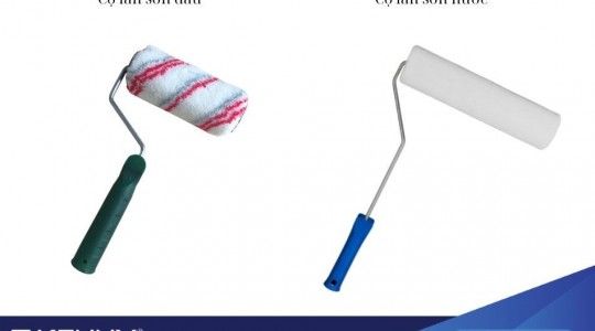 Cọ lăn sơn dầu và cọ lăn sơn nước khác nhau như thế nào?