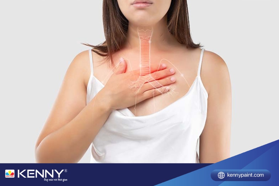 Nếu tiếp xúc với VOCs trong thời gian dài hoặc ở hàm lượng cao có thể gây kích ứng mắt, mũi và họng