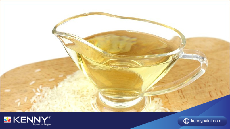 cach-lam-sach-tuong-nha-bi-ban