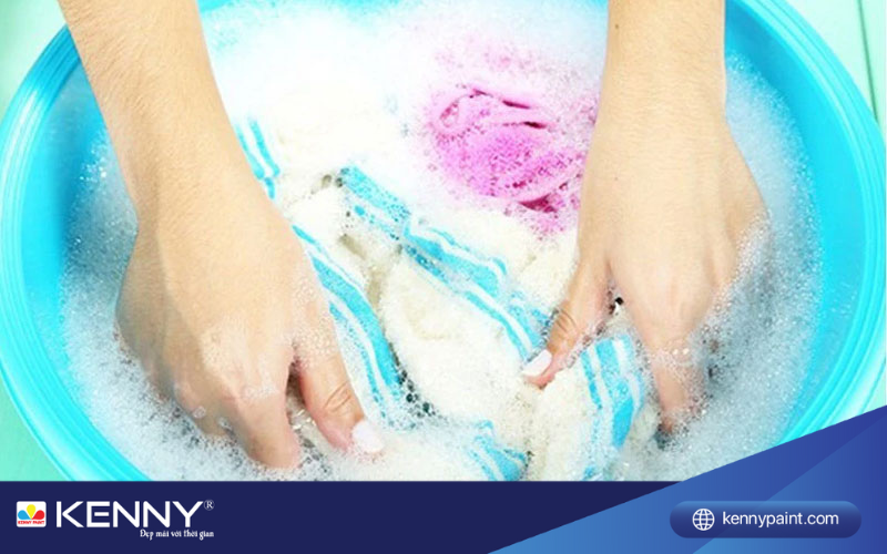 cach-tay-son-tuong-tren-quan-ao-1