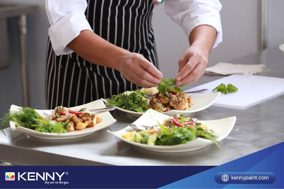 Khu vực chuẩn bị ra món đảm bảo thành quả cuối cùng của món ăn