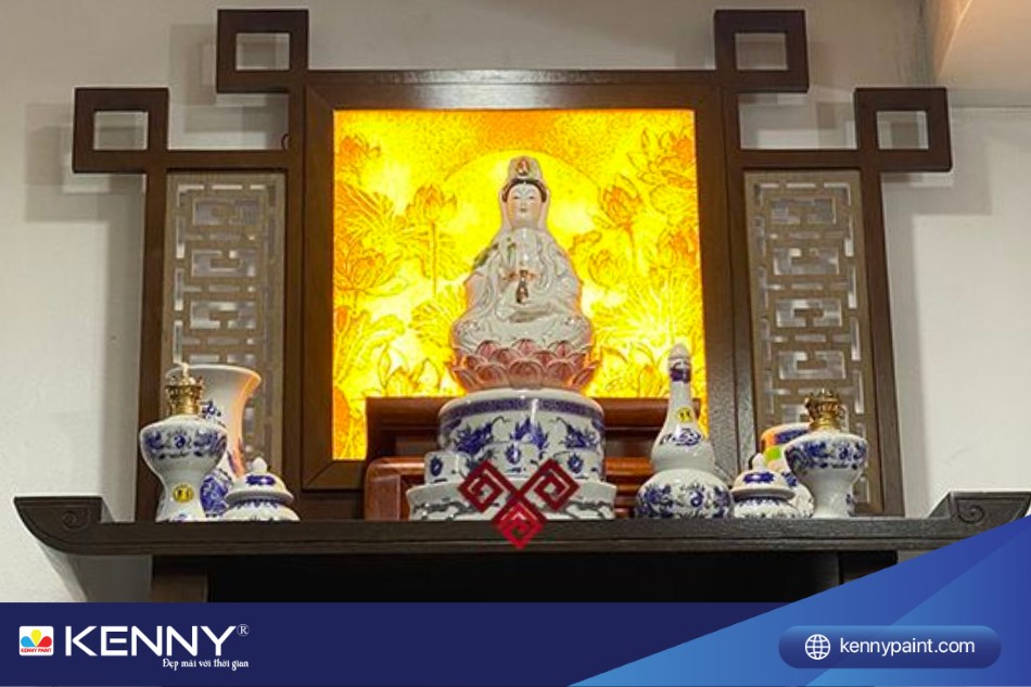 Nhà thuê có thể sử dụng bàn thờ treo tường để tiết kiệm diện tích