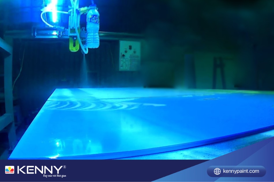 Sơn kính thường được chia thành hai loại chính: sơn epoxy 1 thành phần và 2 thành phần