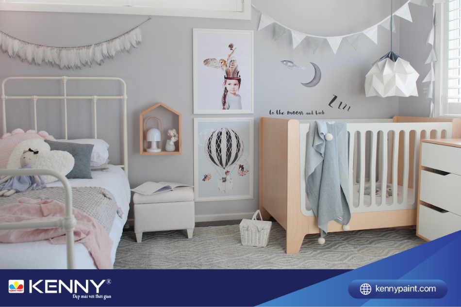 Phòng ngủ bố mẹ kết hợp cũi gỗ cho con