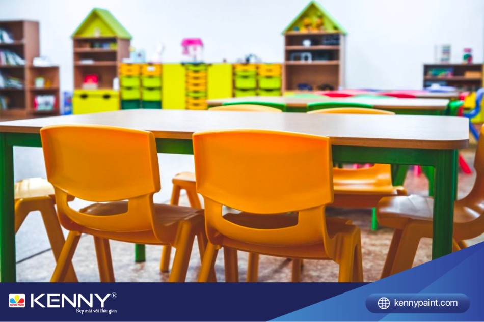 Ưu tiên chọn vật liệu thiên nhiên như gỗ, vải, và các chất liệu an toàn