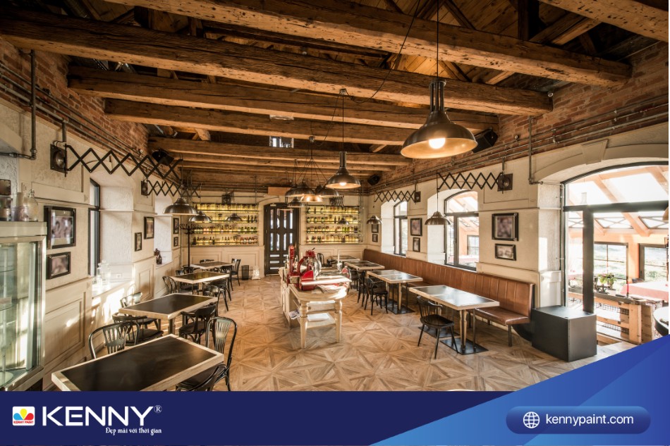 Trần gỗ tạo không gian quán ấm áp, vintage